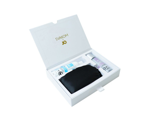 Подарочный набор Svakom Anniversary Box: вакуумный стимулятор, ленты, маска, лубрикант, спрей