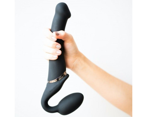 Безремневой страпон с вибрацией Strap-On-Me Vibrating Black M, диаметр 3,3см, пульт ДУ, регулируемый