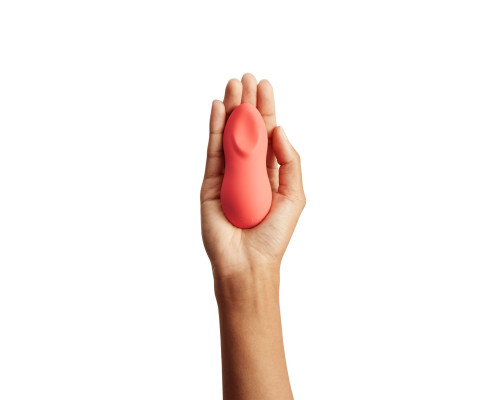 Потужний мінівібромасажер Touch X Crave Coral by We-Vibe, зручно поєднувати з проникним сексом