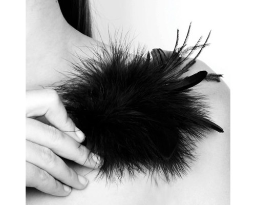 Мітелка Bijoux Indiscrets Pom Pom – feather tickler